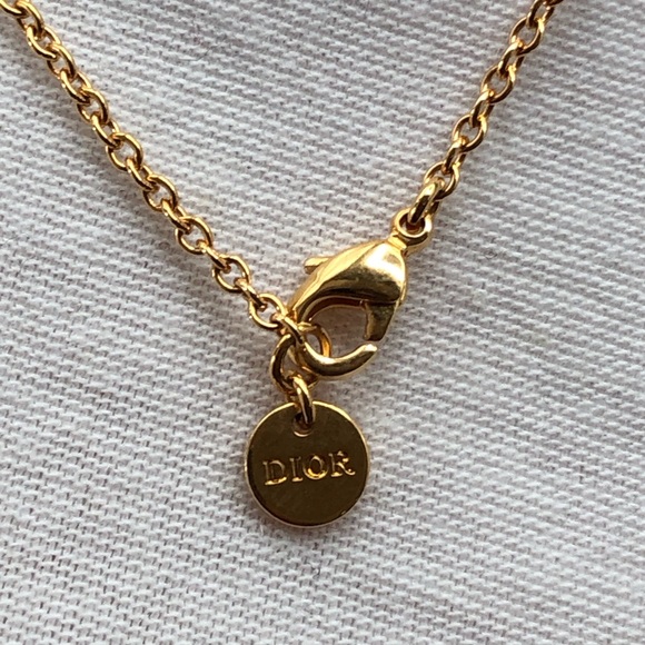 Dior Necklace - Picture 6 of 7